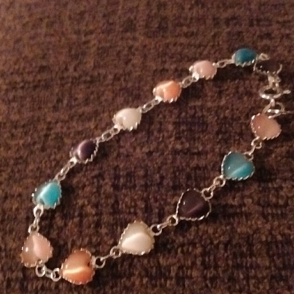 Jewelry - NIB BEAUTIFUL HEART BRACELET SILVER TONE